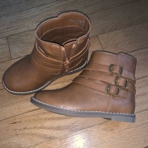 Brand New Old Navy brown boots size 7c